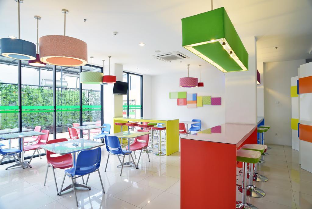Pop! Hotel Tebet Джакарта Екстер'єр фото
