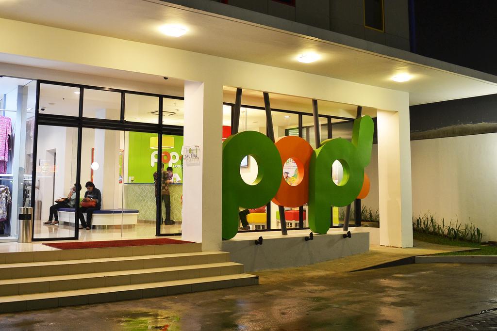 Pop! Hotel Tebet Джакарта Екстер'єр фото