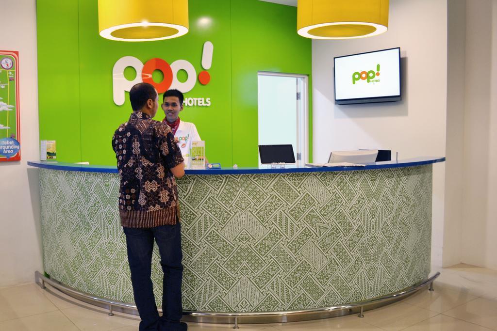 Pop! Hotel Tebet Джакарта Екстер'єр фото